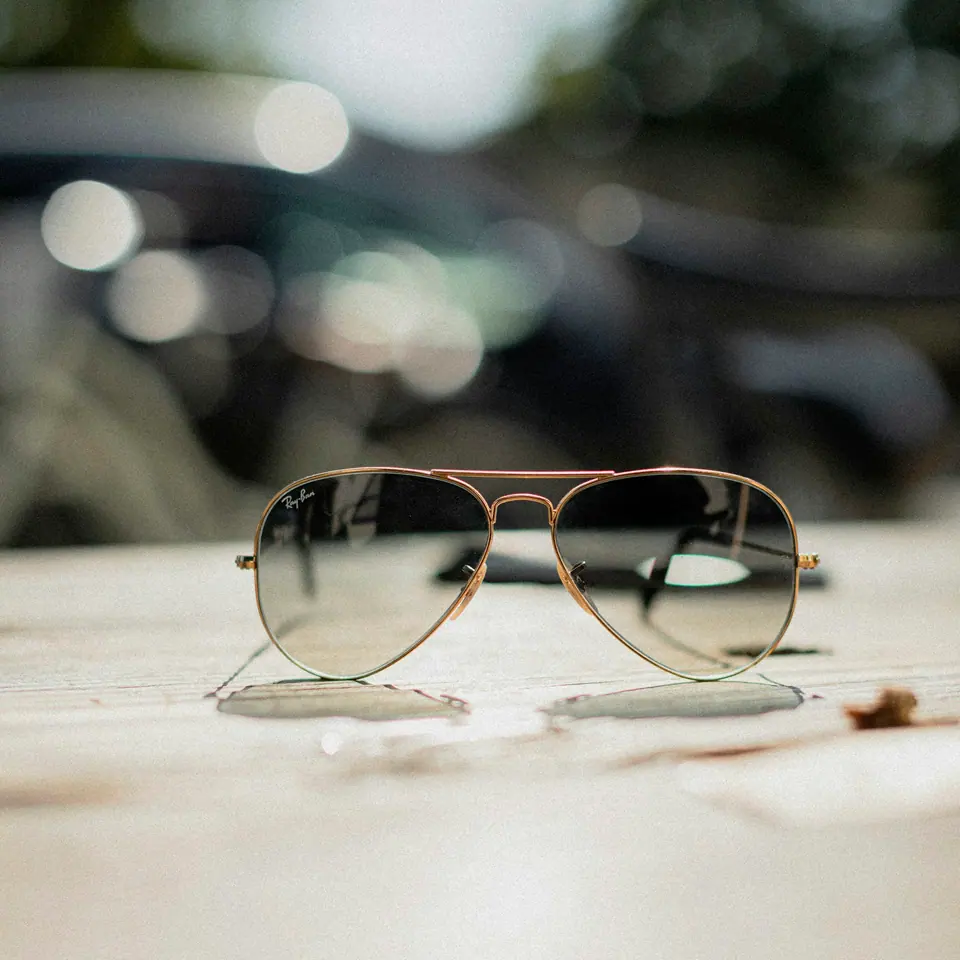 Kaveri Weaves Polarised Aviator Sunglasses