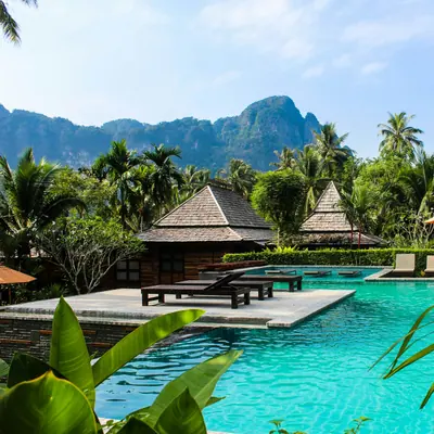 Weekend Staycation Package at just ₹4199
